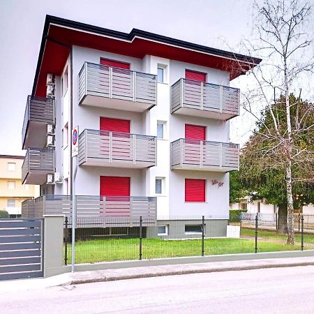 Villa Alpi Lignano Sabbiadoro Esterno foto