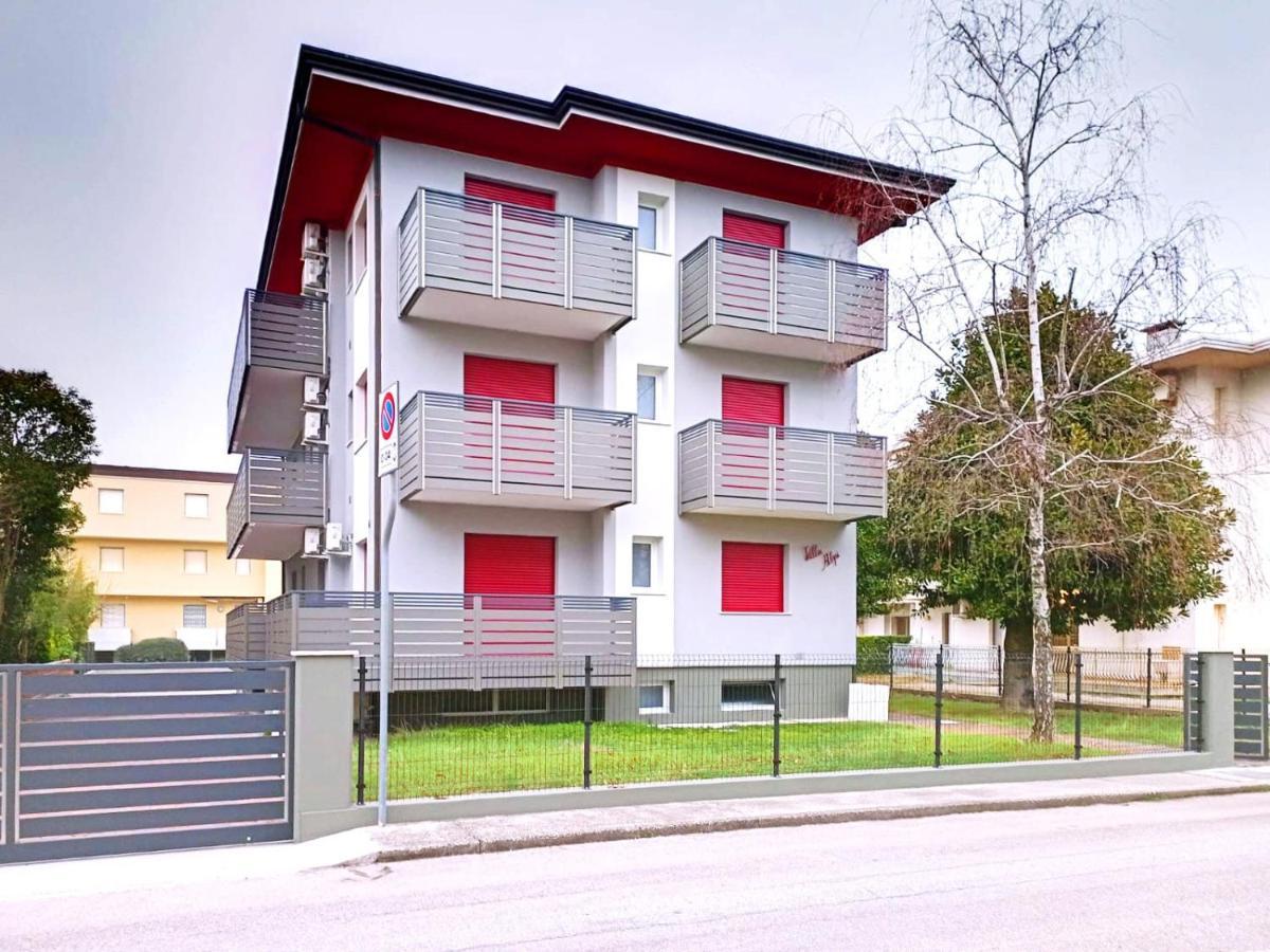 Villa Alpi Lignano Sabbiadoro Esterno foto