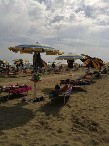 Villa Alpi Lignano Sabbiadoro Esterno foto